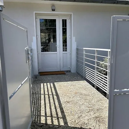 Guest house Un Balcon Sur Le Gave *